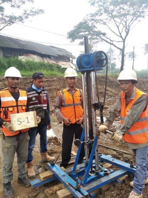 Jasa Sondir Tanah Semarang yang Profesional dan Berpengalaman