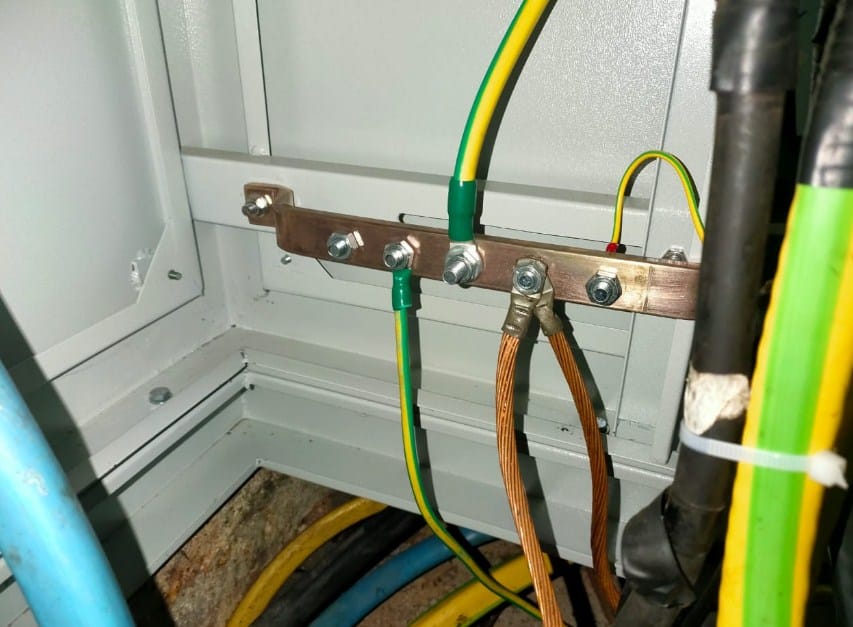 Jasa Pasang Penangkal Petir dan Pasang Grounding di Madiun