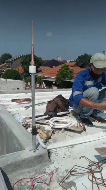 Jasa Pasang Penangkal Petir dan Pasang Grounding di Ponorogo