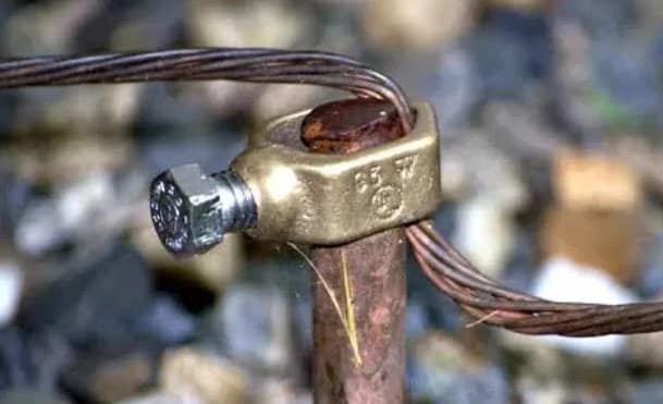 Jasa Pasang Penangkal Petir dan Pasang Grounding Blitar