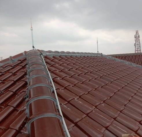 Jasa Pasang Penangkal Petir dan Pasang Grounding di Lamongan