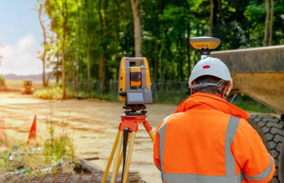 Survei Topografi untuk Pengembangan Lahan