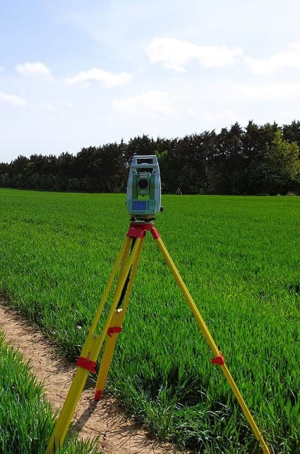 Survei Topografi Seluler