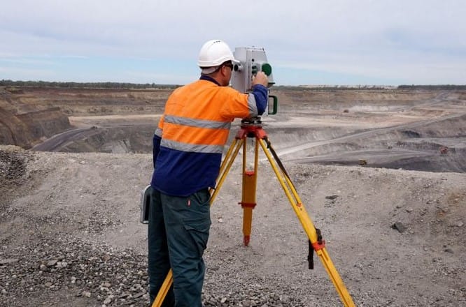 Survei Topografi untuk Pertambangan